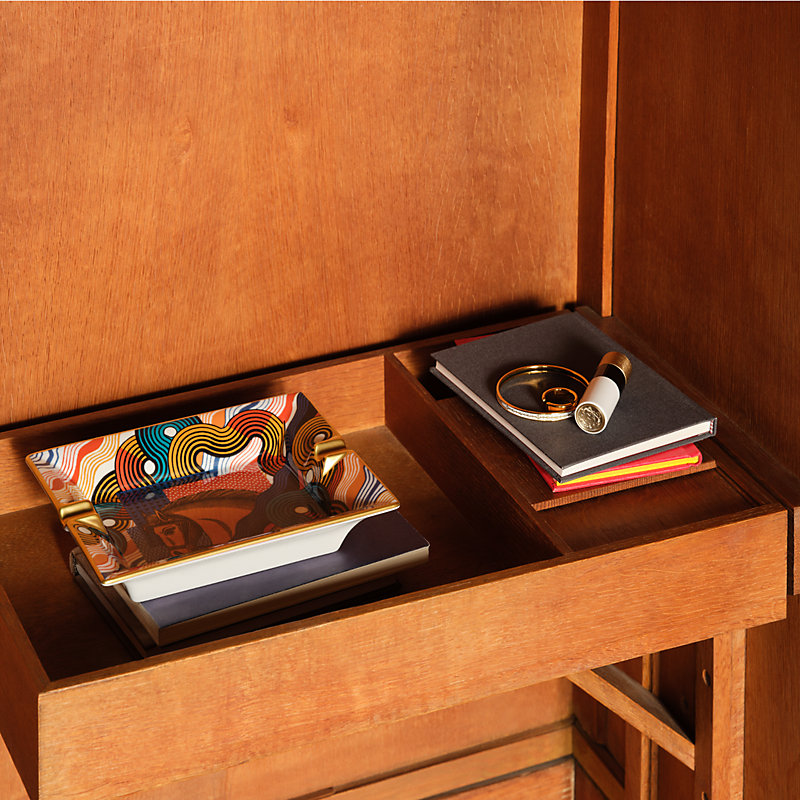 Cheval Vague ashtray | Hermès Mainland China